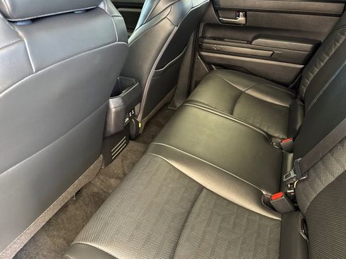 Used 2024 Toyota Tacoma TRD Off-Road w/ TRD Off Road Premium Package image 11