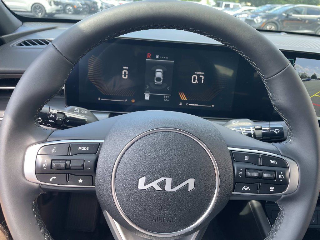 New 2026 Kia K5 GT-Line w/ GT-Line Premium Package FWD image 10