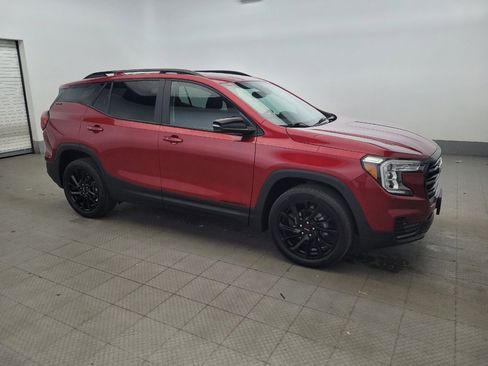 Used 2023 GMC Terrain SLE w/ Driver Convenience Package AWD/4WD image 11