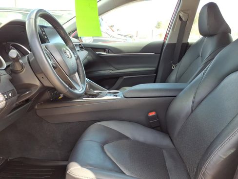 Used 2024 Toyota Camry XLE w/ Cold Weather Package image 6