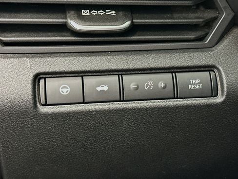 Used 2019 Nissan Altima 2.5 SL FWD image 17
