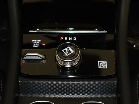 New 2026 Jeep Grand Cherokee Altitude image 13