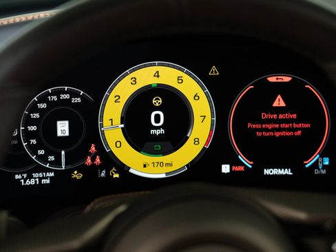 Certified 2026 Porsche 911 Targa 4 GTS AWD/4WD image 20