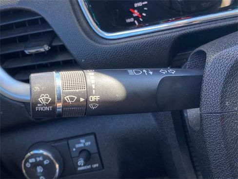 Used 2016 Chevrolet Traverse LTZ image 24