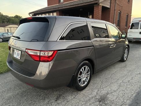 Used 2011 Honda Odyssey EX image 4