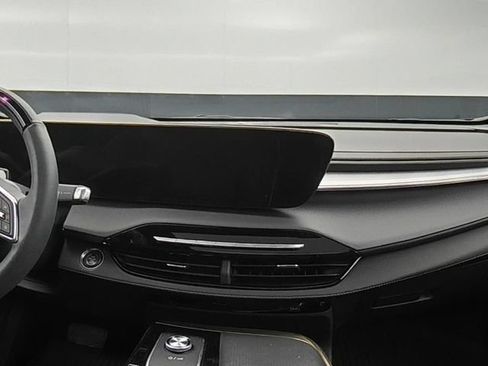 Used 2026 Buick Enclave Avenir w/ Super Cruise Package AWD/4WD image 25