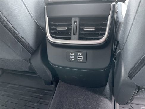 Used 2025 Subaru Outback Premium w/ Popular Package #1 image 24