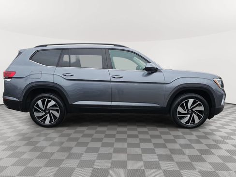 Certified 2024 Volkswagen Atlas SE FWD image 4