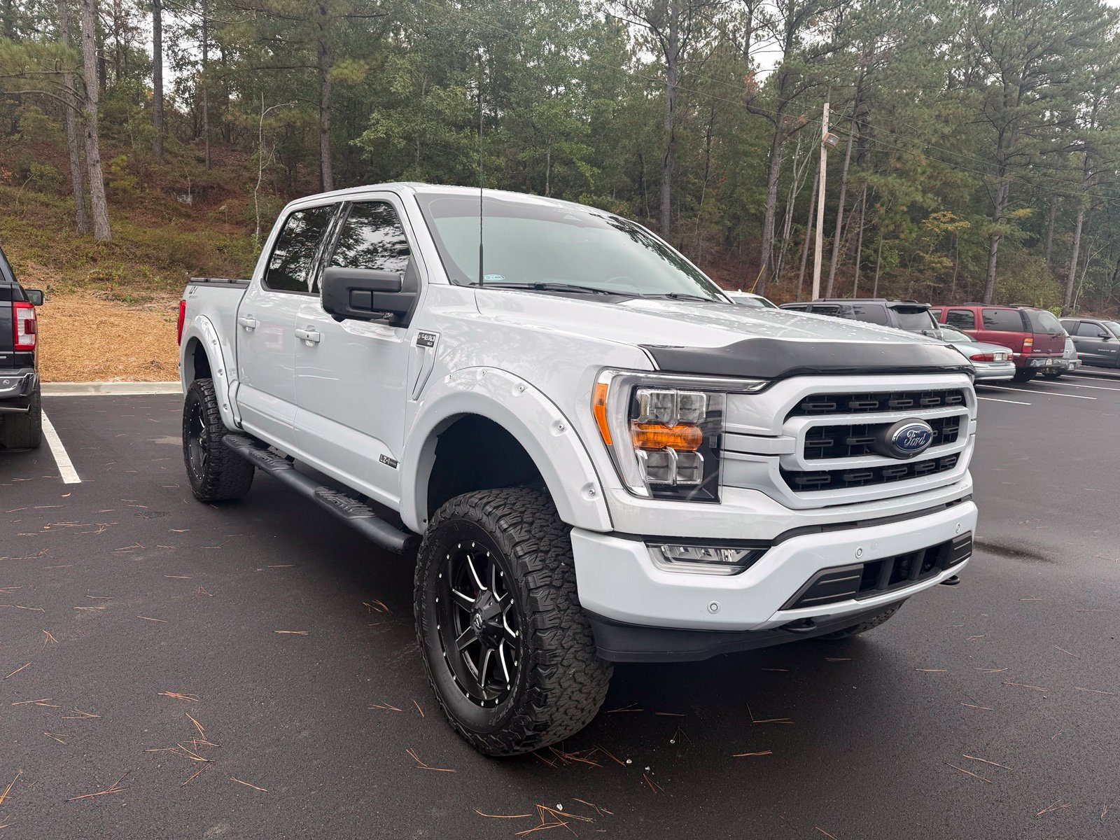 Used 2022 Ford F150 XLT w/ Equipment Group 302A High AWD/4WD image 1