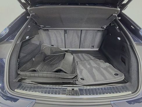 Certified 2025 Porsche Cayenne Turbo GT image 28