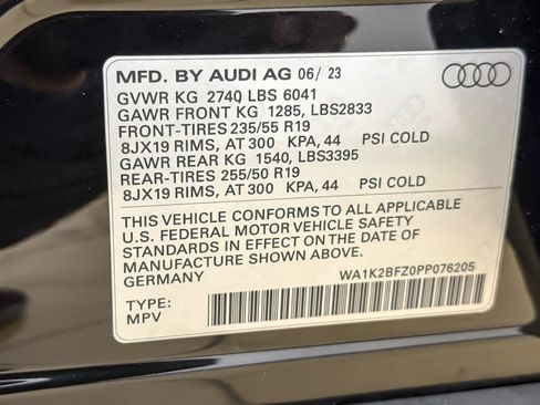 Used 2023 Audi Q4 e-tron Premium w/ Convenience Package AWD/4WD image 27