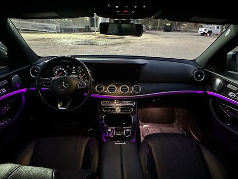 Used 2017 Mercedes-Benz E 300 4MATIC image 20