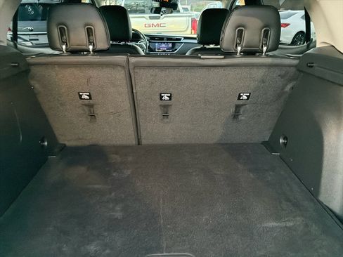 Used 2022 Buick Encore GX Select w/ Sport Touring Package image 12