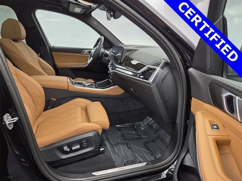 Certified 2025 BMW X5 xDrive50e w/ Parking Assistance Package image 15