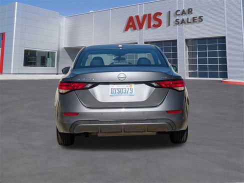 Used 2024 Nissan Sentra SV image 7