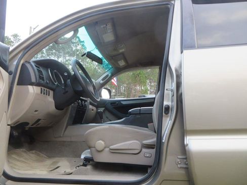 Used 2007 Toyota 4Runner SR5 image 10