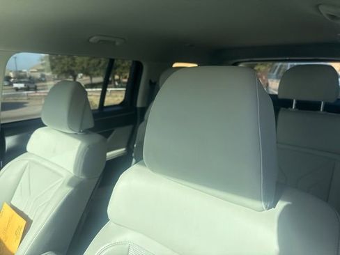 Used 2025 Hyundai Santa Fe SEL image 10