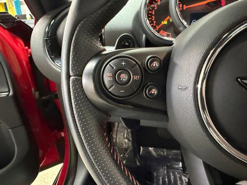 Used 2020 MINI Cooper Clubman S w/ Driver Assistance Package image 15