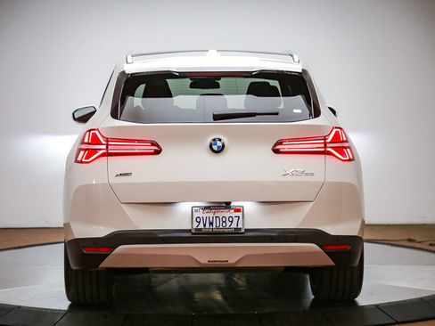 Used 2026 BMW X3 xDrive30i w/ Convenience Package AWD/4WD image 3
