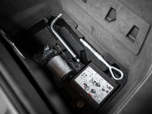 Used 2010 Audi R8 V10 image 10