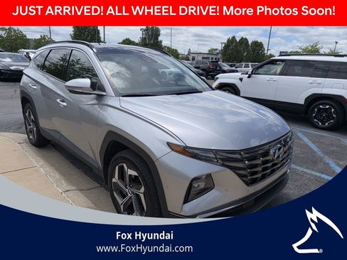 Used 2024 Hyundai Tucson Limited AWD/4WD image 2