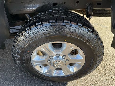 Used 2023 RAM 2500 Big Horn w/ Level 1 Equipment Group AWD/4WD image 10
