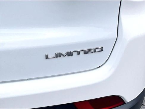 Used 2022 Jeep Compass Limited image 29