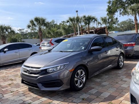 Used 2017 Honda Civic LX image 10