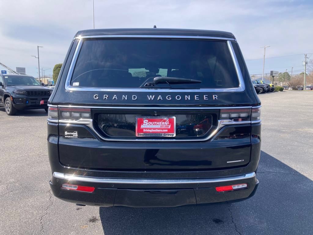 New 2024 Jeep Grand Wagoneer L Series III w/ Rear Seat Video Group 1 AWD/4WD image 4