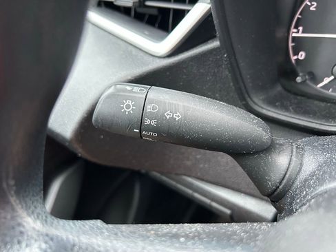 Used 2023 Toyota Corolla LE image 21