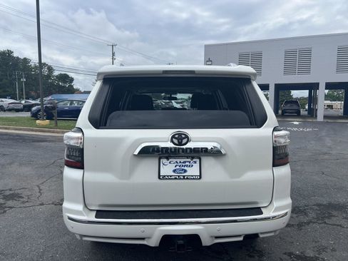 Used 2018 Toyota 4Runner Limited AWD/4WD image 6