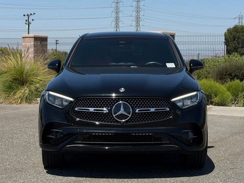 Used 2025 Mercedes-Benz GLC 300 4MATIC image 5
