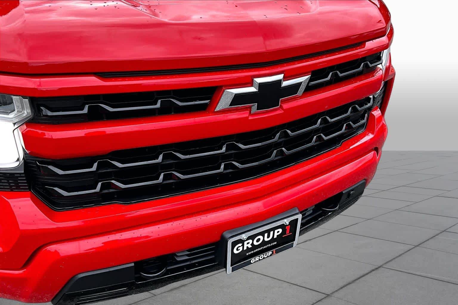 Used 2022 Chevrolet Silverado 1500 RST AWD/4WD image 29