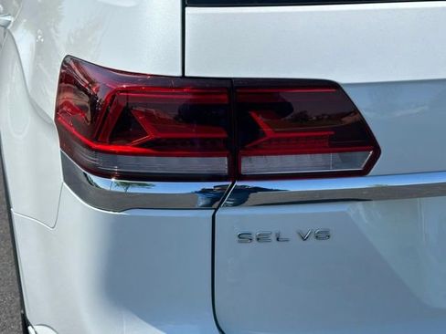 Used 2022 Volkswagen Atlas SEL Premium AWD/4WD image 15