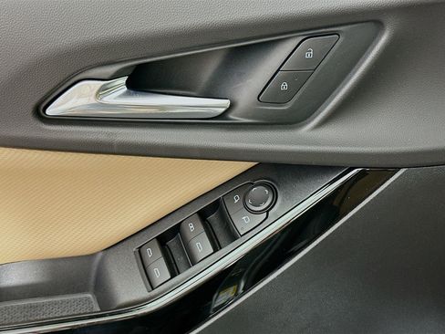 New 2026 Chevrolet Equinox ACTIV AWD/4WD image 19
