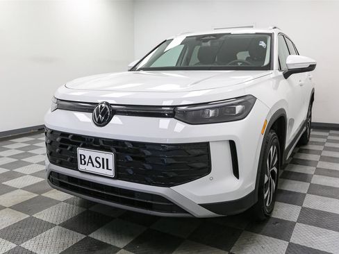 New 2025 Volkswagen Tiguan S image 4