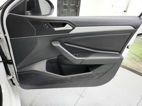 Used 2019 Volkswagen Jetta S image 26