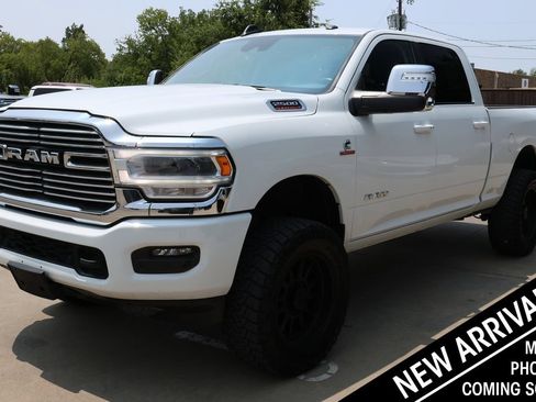 Used 2024 RAM 2500 Laramie w/ Safety Group AWD/4WD image 1