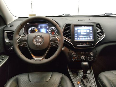 Used 2021 Jeep Cherokee Latitude Lux w/ Comfort/Convenience Group image 22