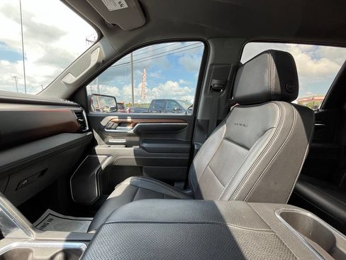 Used 2023 GMC Sierra 1500 Denali w/ Denali Reserve Package AWD/4WD image 27