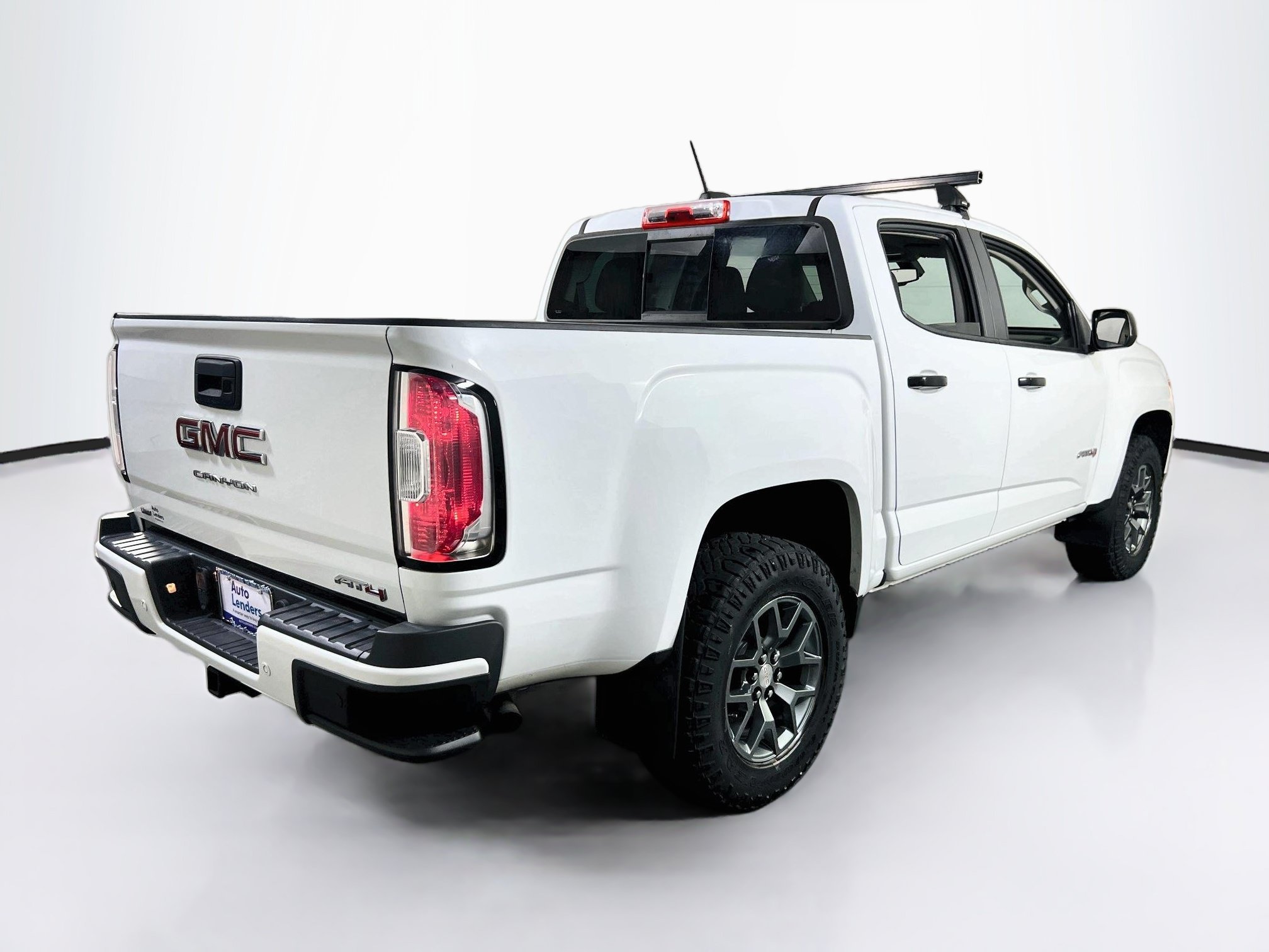 Used 2022 GMC Canyon AT4 w/ Trailering Package AWD/4WD image 5