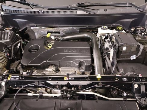 Used 2023 GMC Terrain SLE w/ Elevation Edition image 18