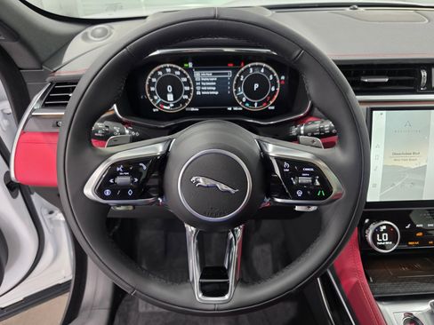 New 2026 Jaguar F-PACE R-Dynamic S AWD/4WD image 15