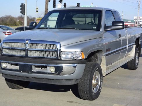 Used 2002 Dodge Ram 2500 Truck 4x4 Quad Cab image 1