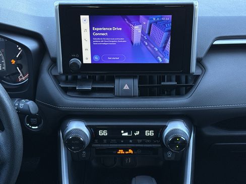 Used 2023 Toyota RAV4 XLE image 29