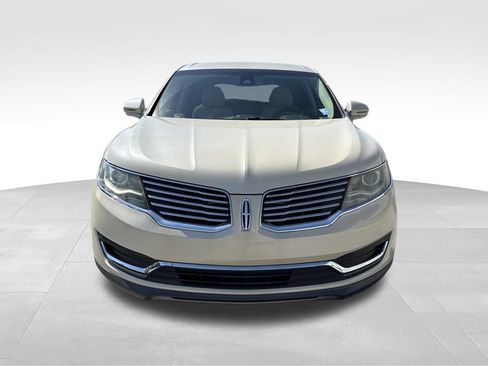 Used 2018 Lincoln MKX Select w/ Lincoln MKX Climate Package AWD/4WD image 2