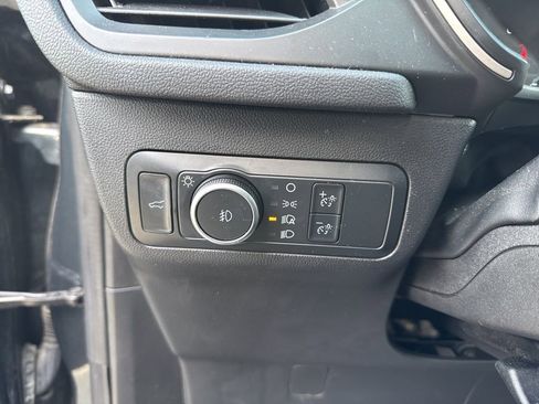 Used 2022 Ford Escape SEL image 11