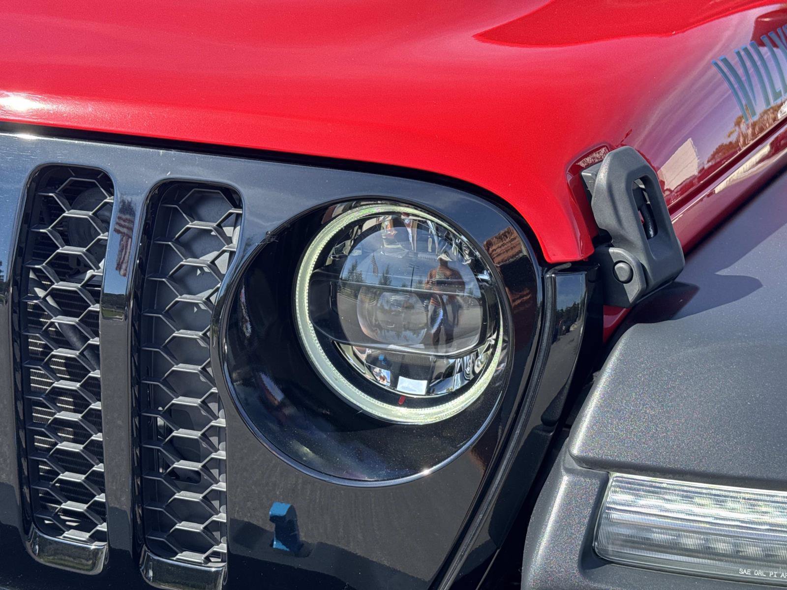 Used 2023 Jeep Wrangler Unlimited AWD/4WD image 9