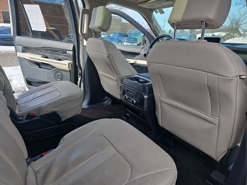 Used 2023 Ford Expedition Max Platinum image 11