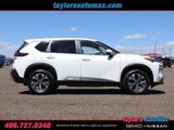 Used 2023 Nissan Rogue SV image 3